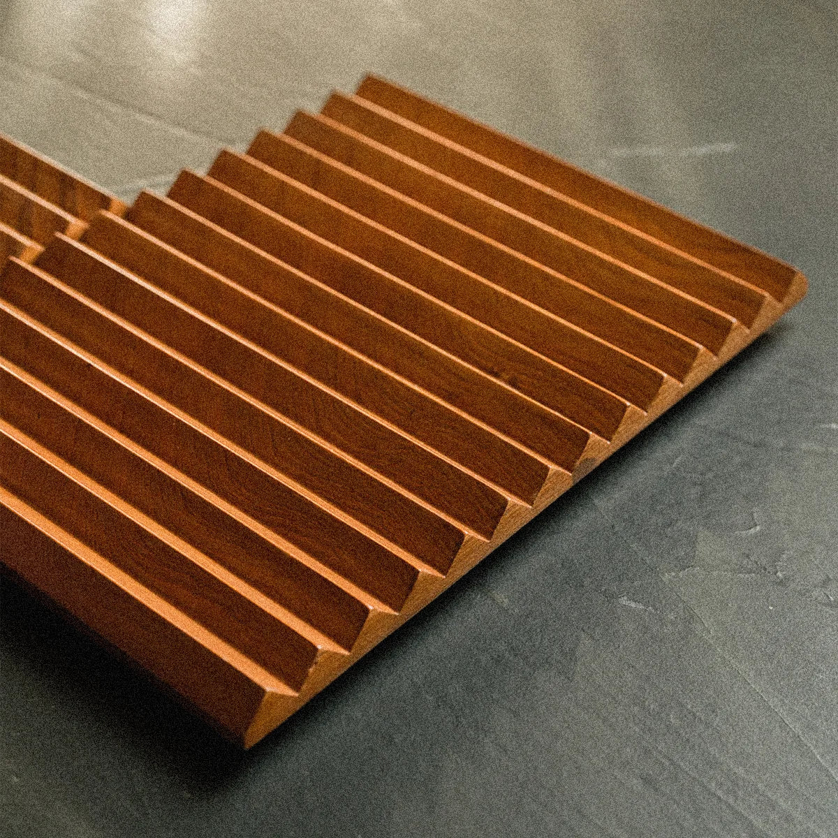Crinkle Platter (Large) - Teakwood homeware by Tectona Living (image 4)